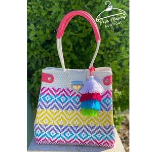Tote - Artesian made